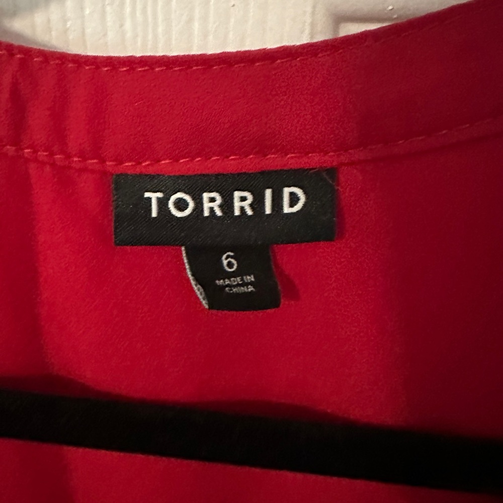 Torrid Vibrant Red Blouse with Tie-Front - Picture 3 of 4